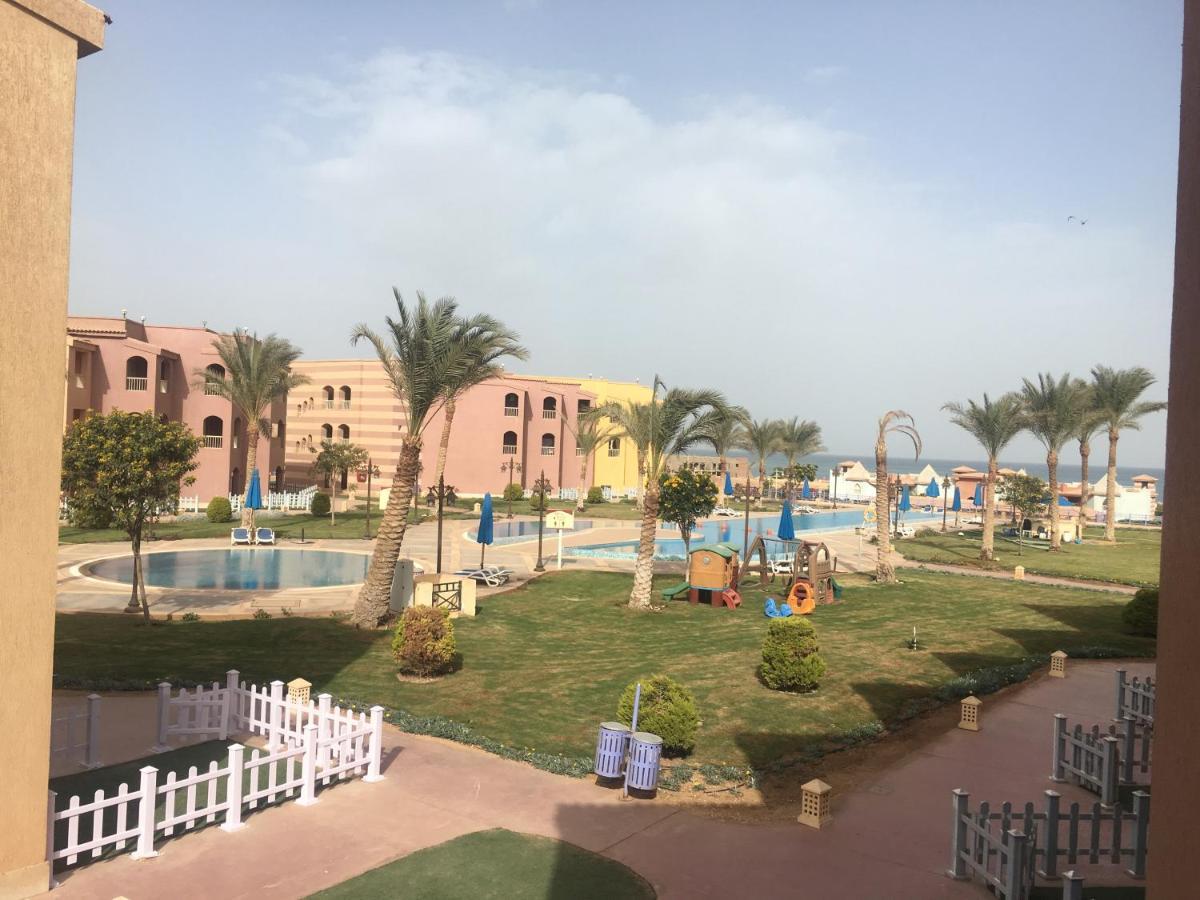Special Chalets In Porto South Beach Families Ain Sukhna Oda fotoğraf