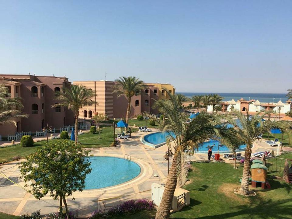 Special Chalets In Porto South Beach Families Ain Sukhna Dış mekan fotoğraf