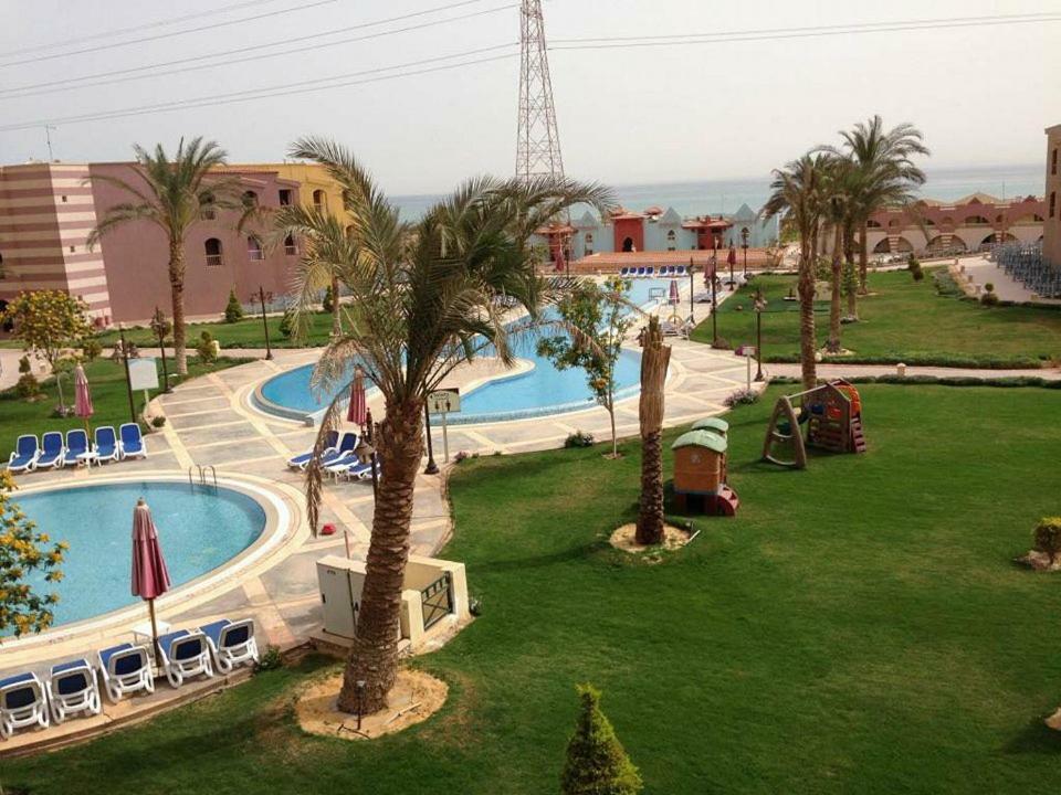 Special Chalets In Porto South Beach Families Ain Sukhna Dış mekan fotoğraf